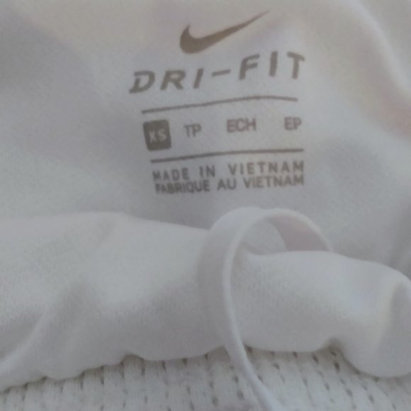 NIKE Womens Fast Tempo Dri-Fit Running Shorts (xs) - Picture 2 of 3